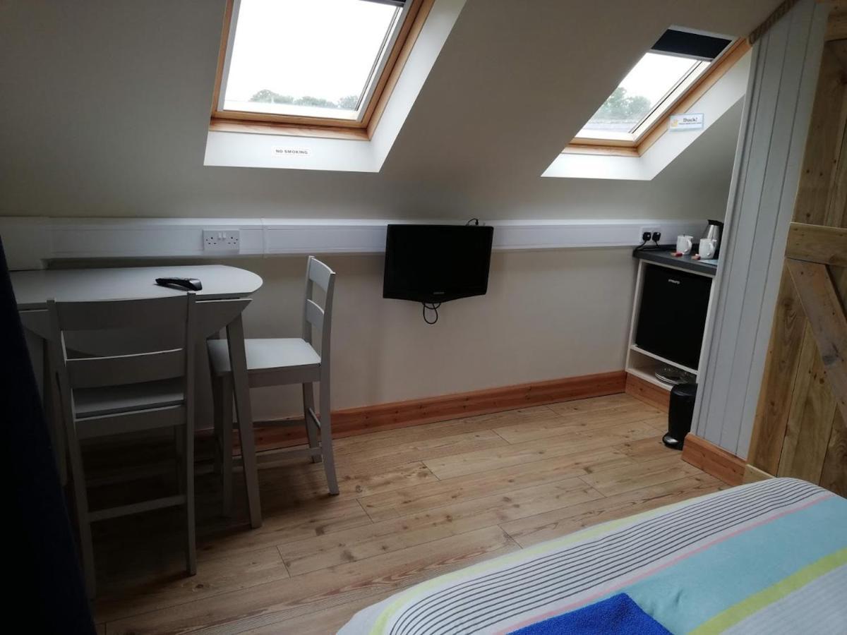 Mchugh'S Loft Hotell Rathmullan Exteriör bild